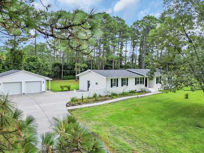 970 Virginia Dr., Loris, SC, 29569