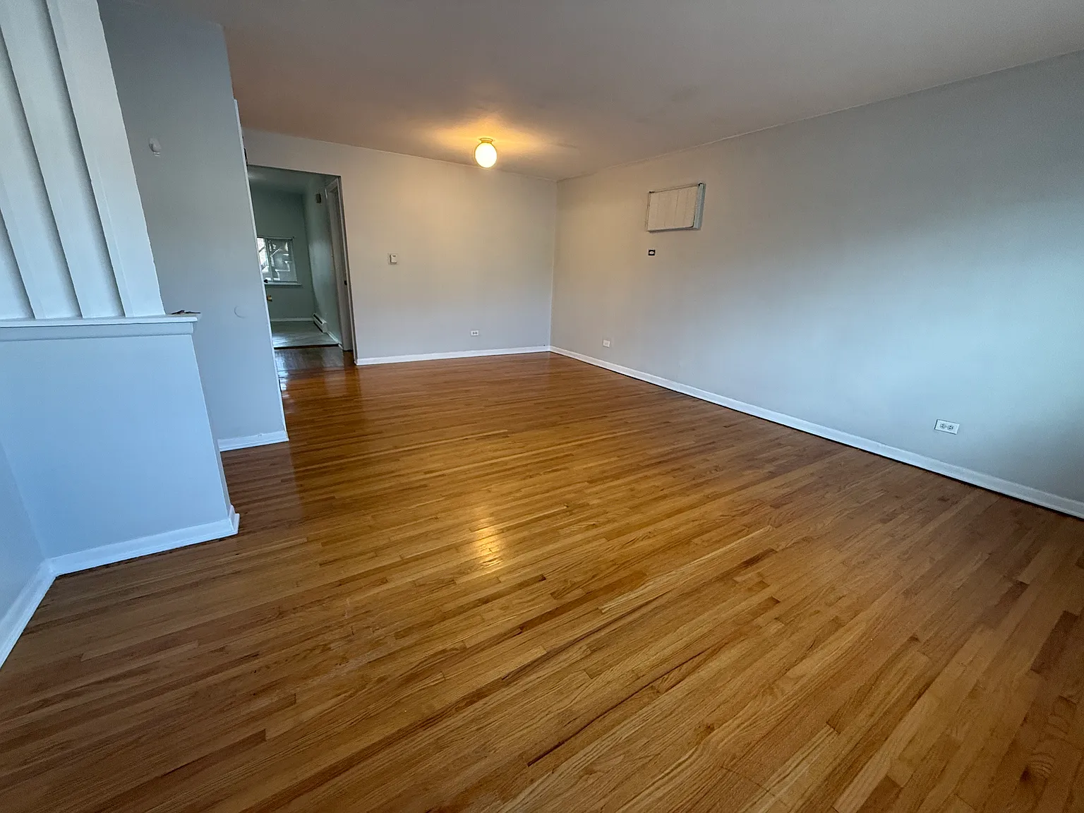 1 bed, 800 sqft, $1,295 — Photo 4