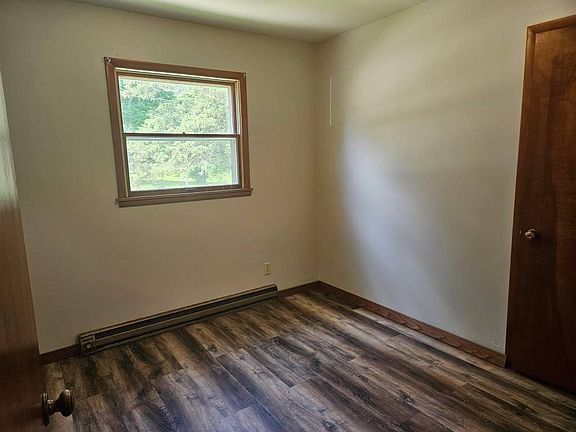 5th image of 440 W Ray St #1