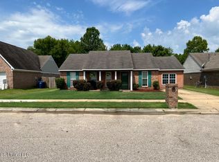 7207 Hurt Rd, Horn Lake, MS 38637