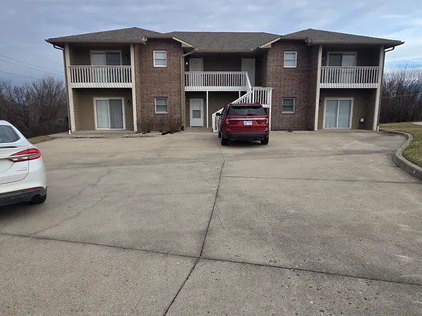 2626 W Ridge Ct #2628, Emporia, KS 66801