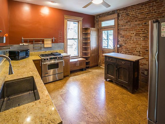 Kitchen 2