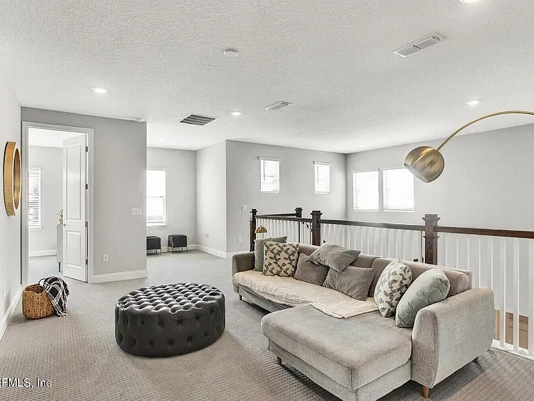 489 Caribbean Pl — Photo 10