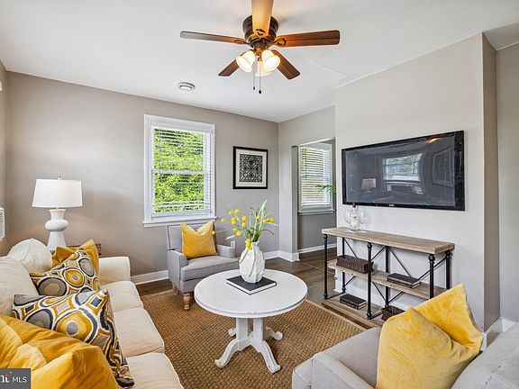 4th image of 1841 Hillside Rd APT 2N
