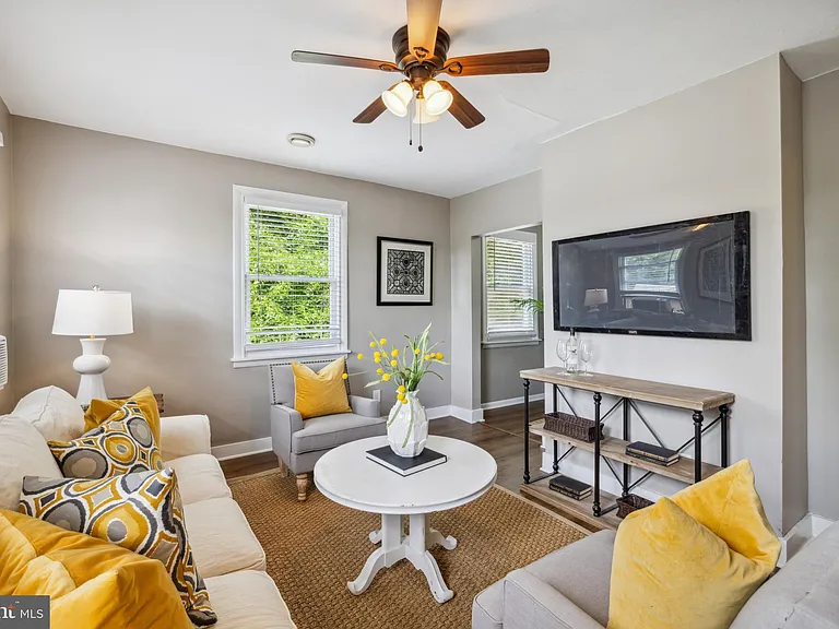 1841 Hillside Rd #2N — Photo 4