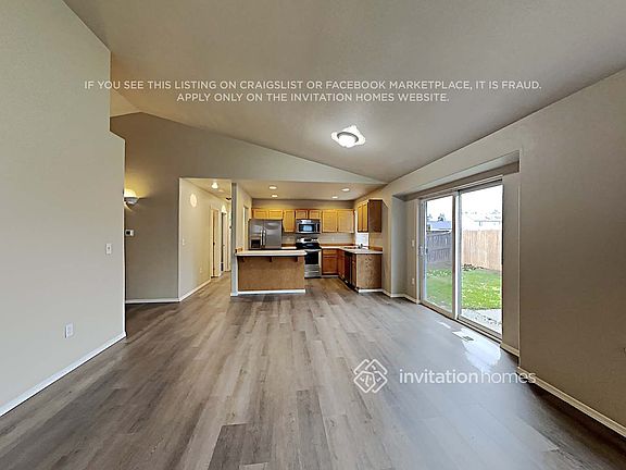4th image of 1219 200th Street Ct E