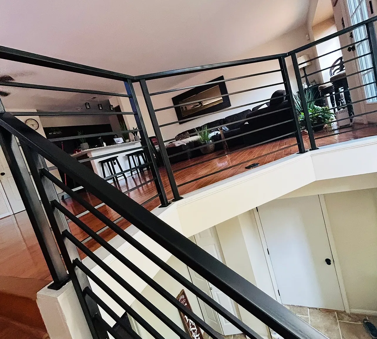 2 bed, 2.5 bath, 1328 sqft, $2,450 — Photo 2