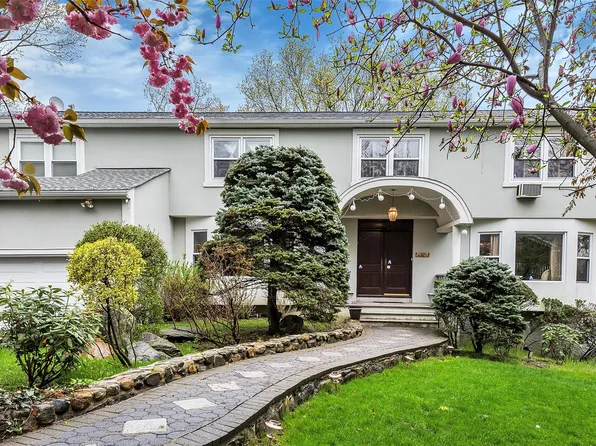 12 Penny Lane, Scarsdale, NY 10583