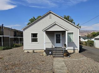 1220 Highland Ave, Clarkston, WA 99403