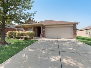 809 Mazatlan Ct, Arlington, TX 76002
