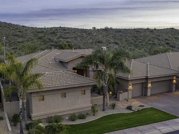 4th image of 437 E Mountain Sage Dr