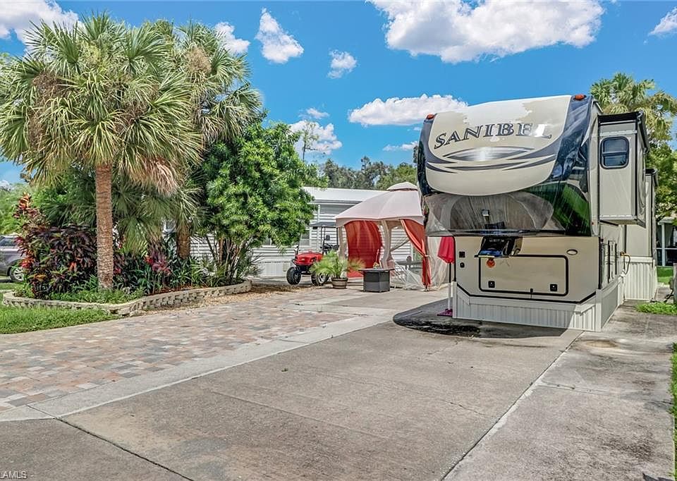 1st image of 10852 Ani Cir #40