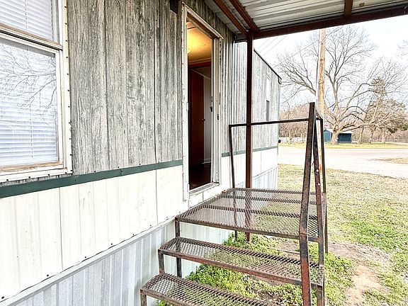2nd image of 102 S 17th St #1