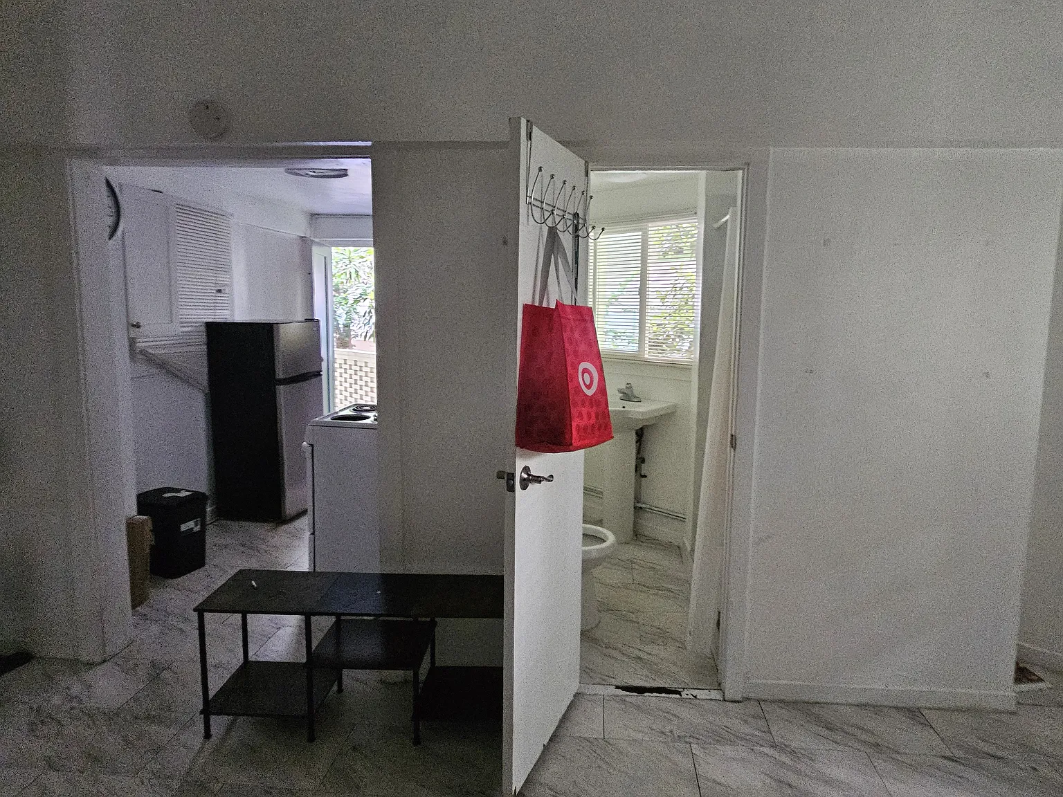 Studio, $1,500 — Photo 4