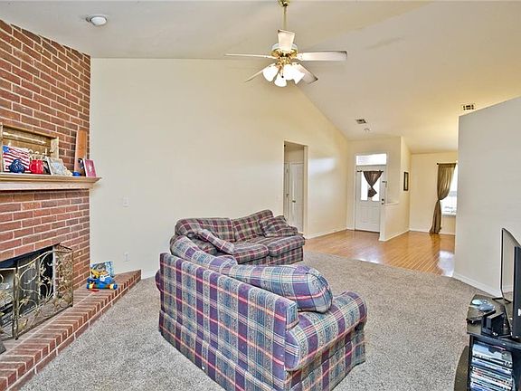 3rd image of 3603 W Margaret Pl