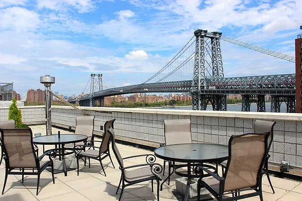 Rented by Corcoran | media 14