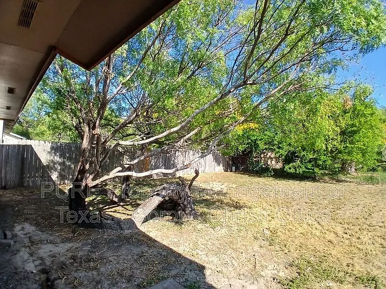 2006 Melisa Ln — Photo 12