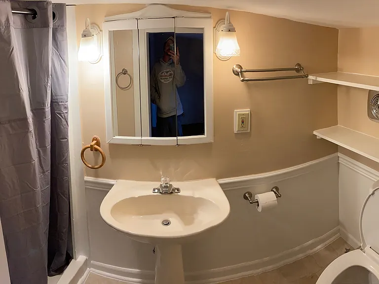8002 Lincoln Way E #A — Photo 9
