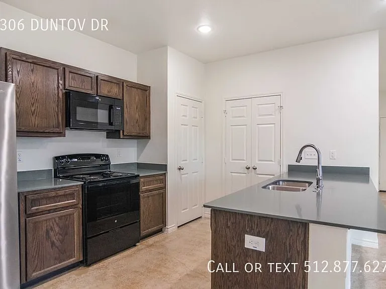 2306 Duntov Dr — Photo 6