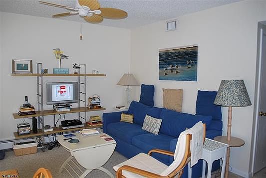 3rd image of 3600 Central Ave #3