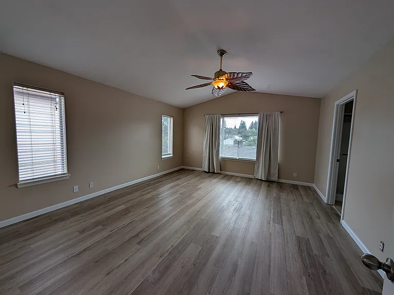 18545 SW Ping Ct — Photo 11