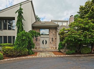 51 Christy Dr, Warren, NJ 07059