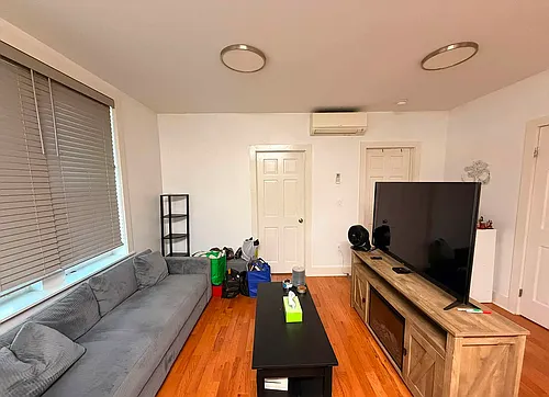 501 Cortelyou Rd #2R Photo 1