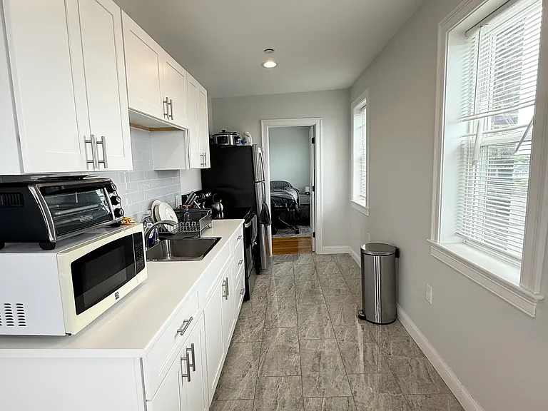 325 Newport Ave #41 — Photo 8