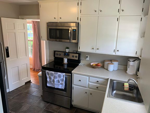 5th image of 5662 N Illinois St