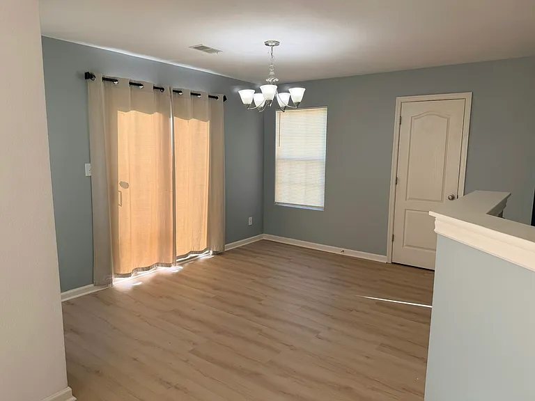2500 First Hill Cir SW — Photo 8