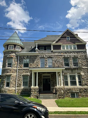404 Seneca St #G Photo 1
