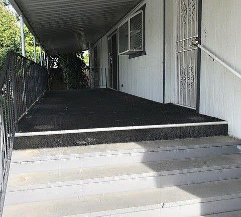 3rd image of 2706 W Ashlan Ave Spc 25