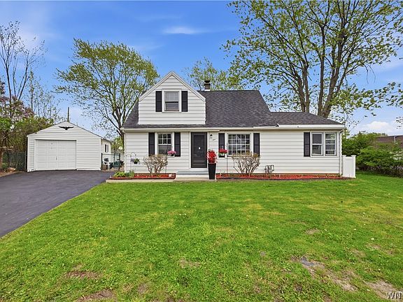 2nd image of 9 Willow Ct