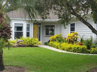 455 Hawthorne Ln, Vero Beach, FL 32962