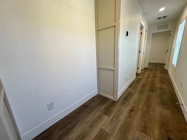 2060 N Center St #410 — Photo 7