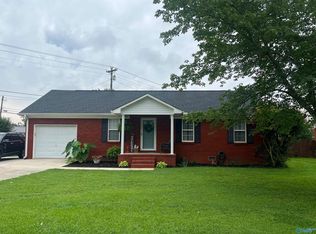 18794 Easter Ferry Rd, Athens, AL 35614