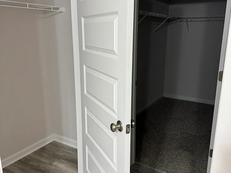 5162 Gaineswood Dr — Photo 16