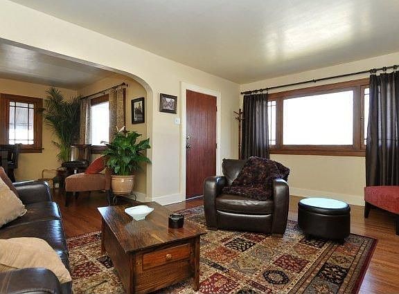 Living Room2