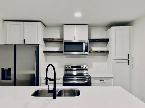 202 Peggy Dr, Clarksville, TN 37042