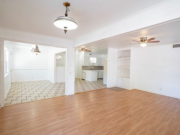 5th image of 2626 Harvard Ave