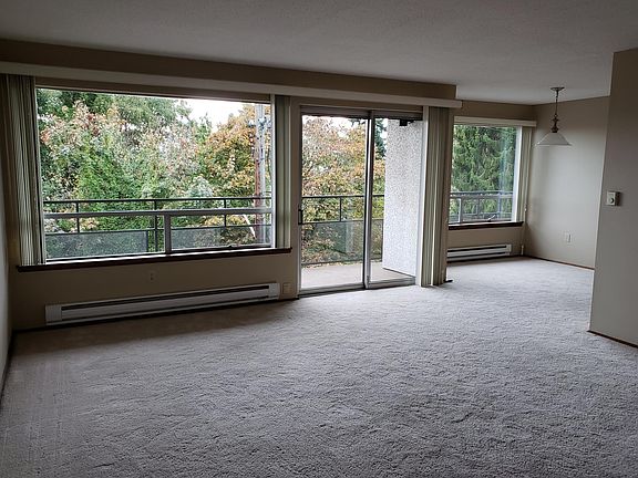 3rd image of 7050 Lincoln Park Way SW #104