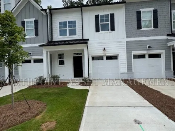 3034 Finchborough Ct, Charlotte, NC 28269