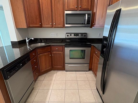 3rd image of 50 Adams St Unit 109
