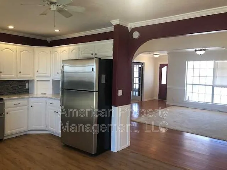 3812 S Dogwood Ave — Photo 10