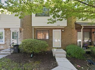 1204 Brethour Ct, Sterling, VA 20164