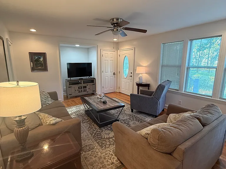 601 Norris St #A — Photo 11