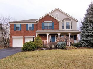 7460 Lakota Springs Dr, West Chester, OH 45069