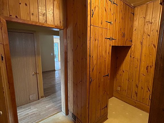 4th image of 802 S 6th St #1