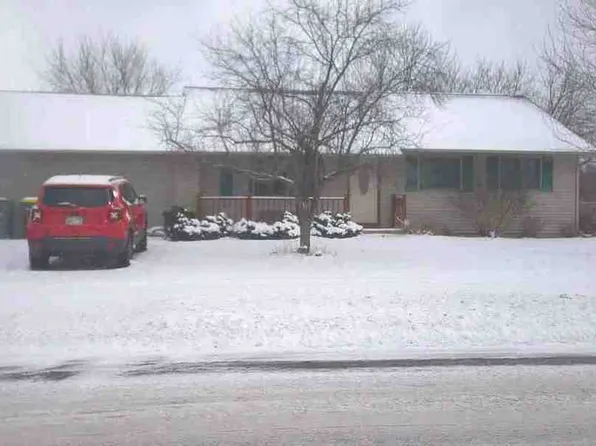 53 Thomas Rd, Reedsburg, WI 53959