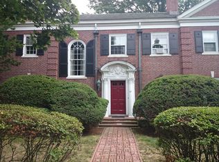 62 Beech Rd, Brookline, MA 02446